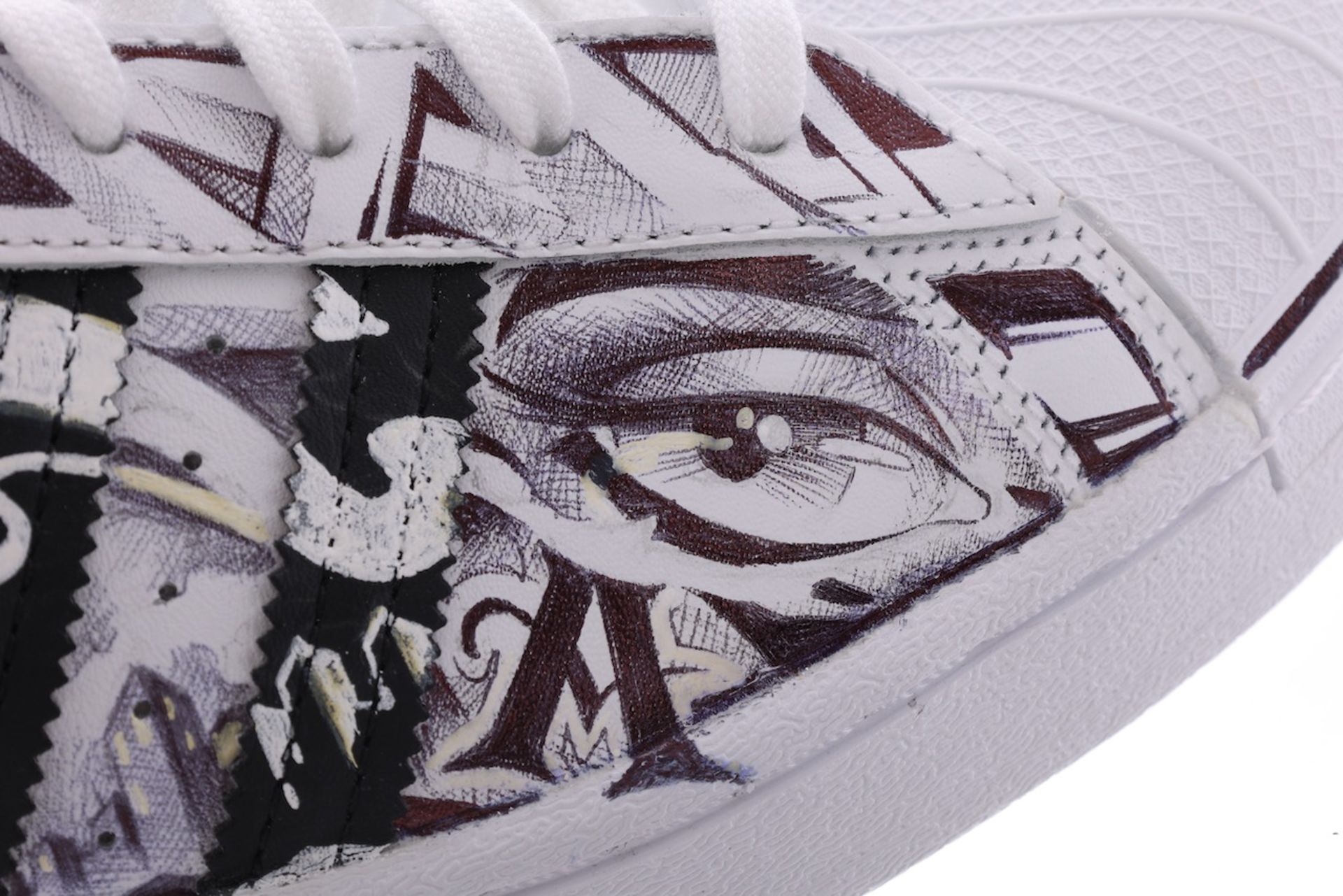 NICE! - A(u)ktion 2022: Adidas-Sneaker gestaltet von asco - Bild 2 aus 6
