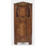 Biedermeier-Eckschrank