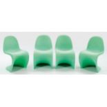 Satz von vier Panton-Chairs