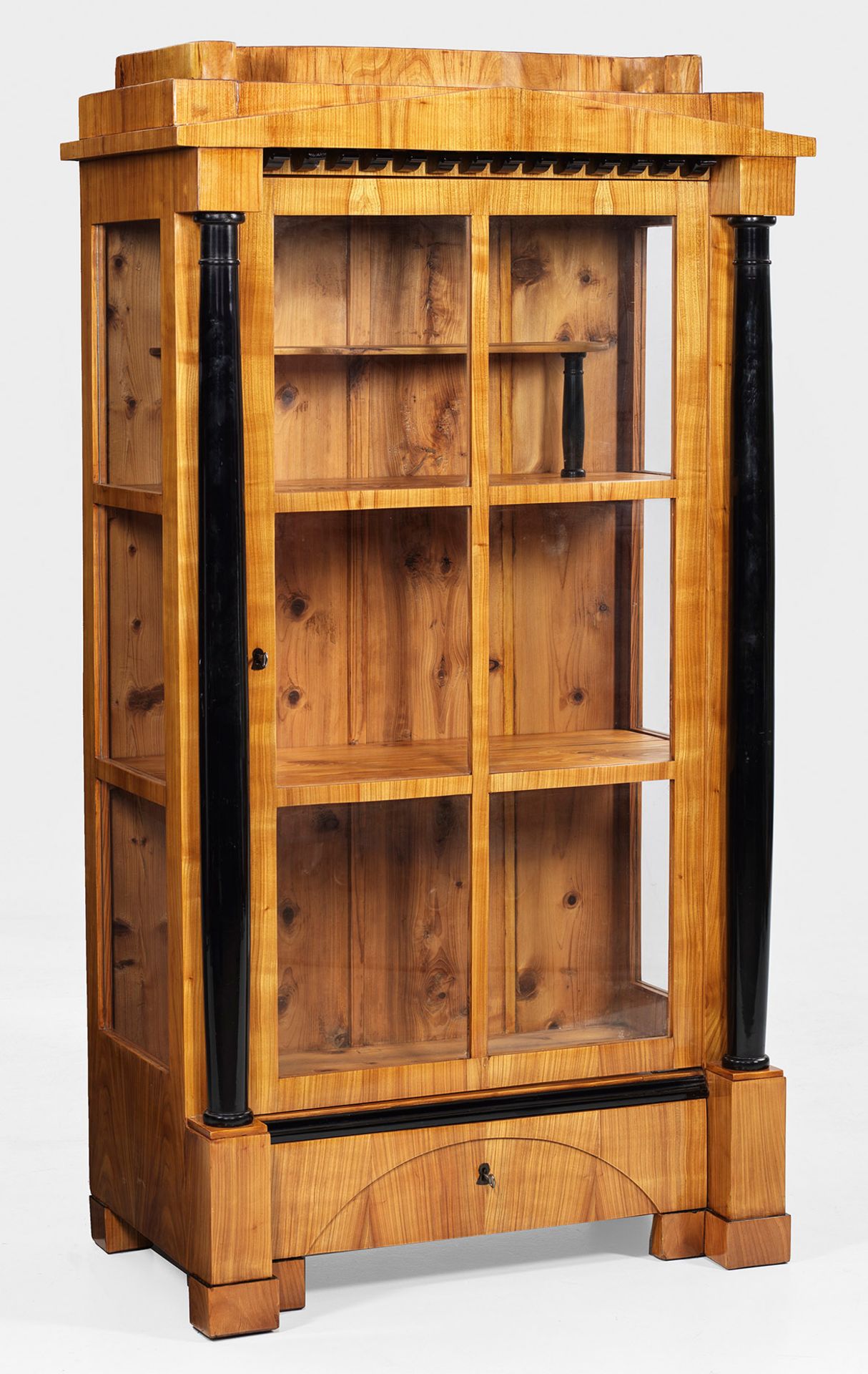 Biedermeier-Vitrinenschrank