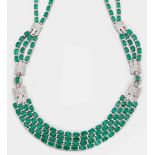 Mondänes Smaragd-Collier im Stil von Cartier der 20er Jahre