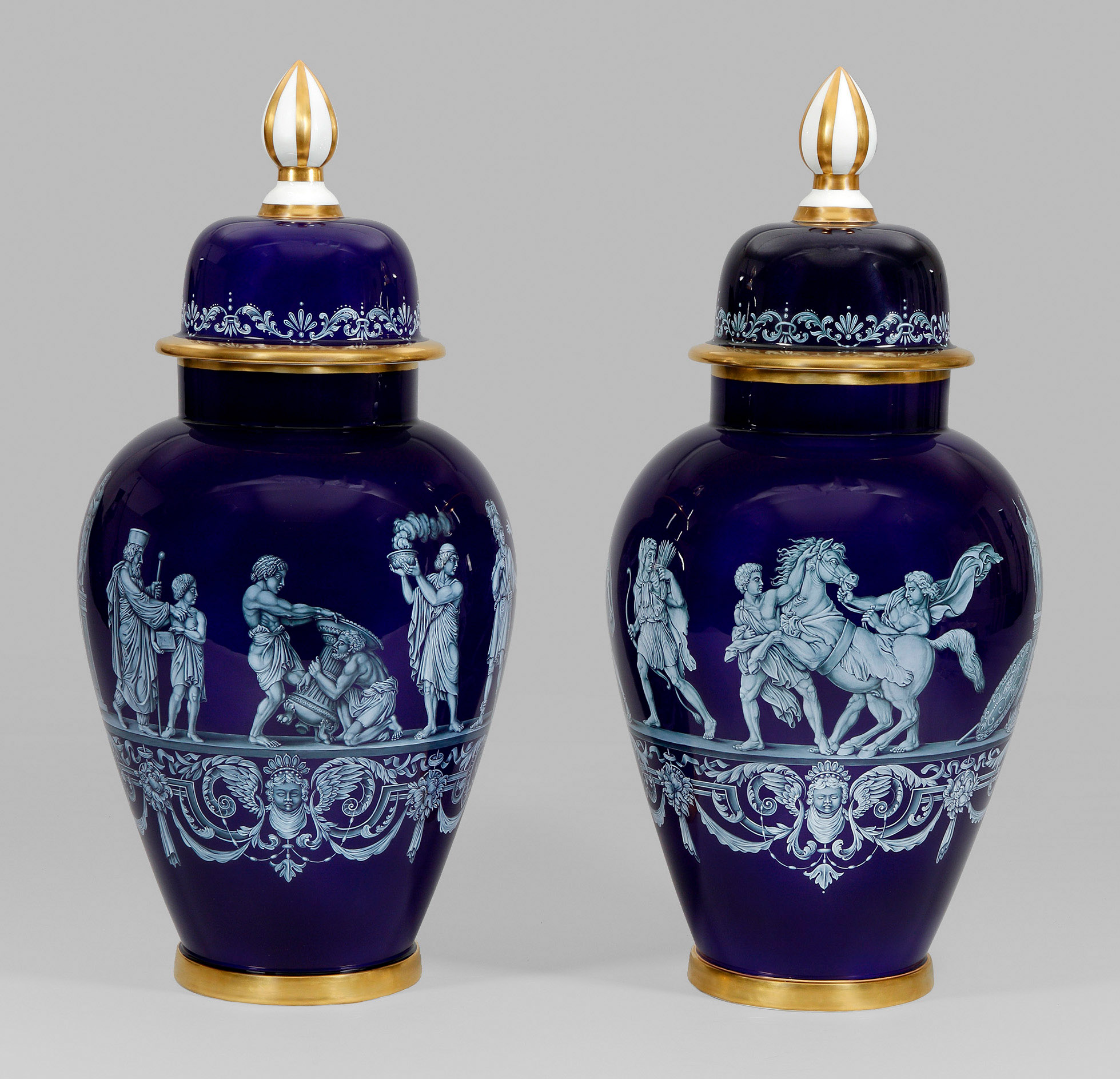 Seltenes Paar prächtiger monumentaler Vasen - Image 2 of 2