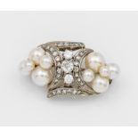 Mondäne Diamantbrosche mit Perlen aus den 40er Jahren