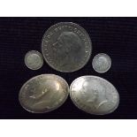 5 x George V Coins. GB Royal Mint. 1 x 1935 Crown, 2 x Half Crown 1915 & 1916 and 2 x Sixpences 1916
