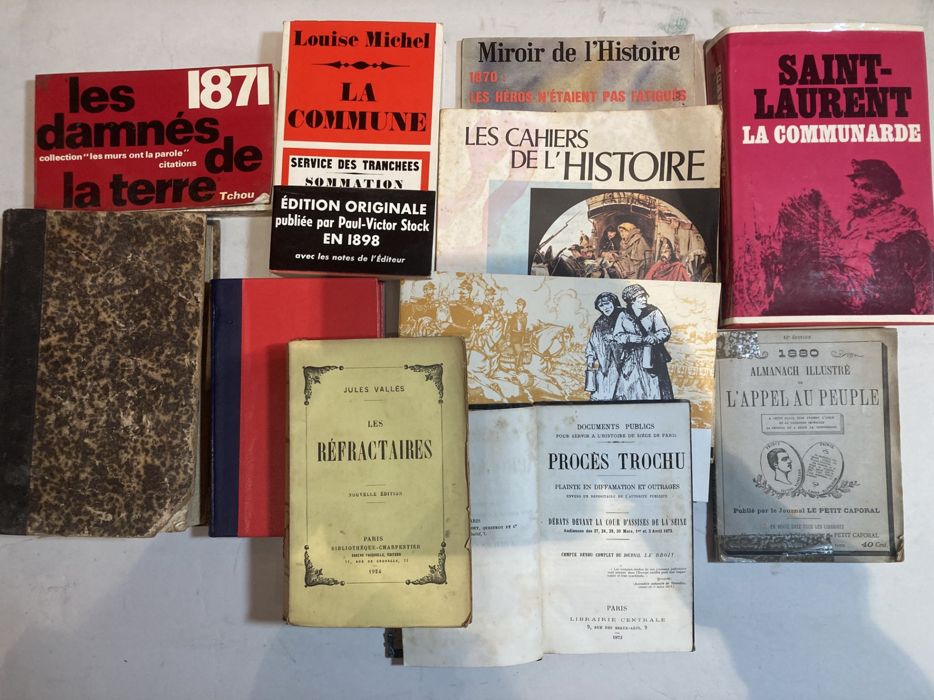 La Commune et la guerre de 1870-71. Lot de 25 revues, livres et reliés brochés. Différents formats - Bild 3 aus 4