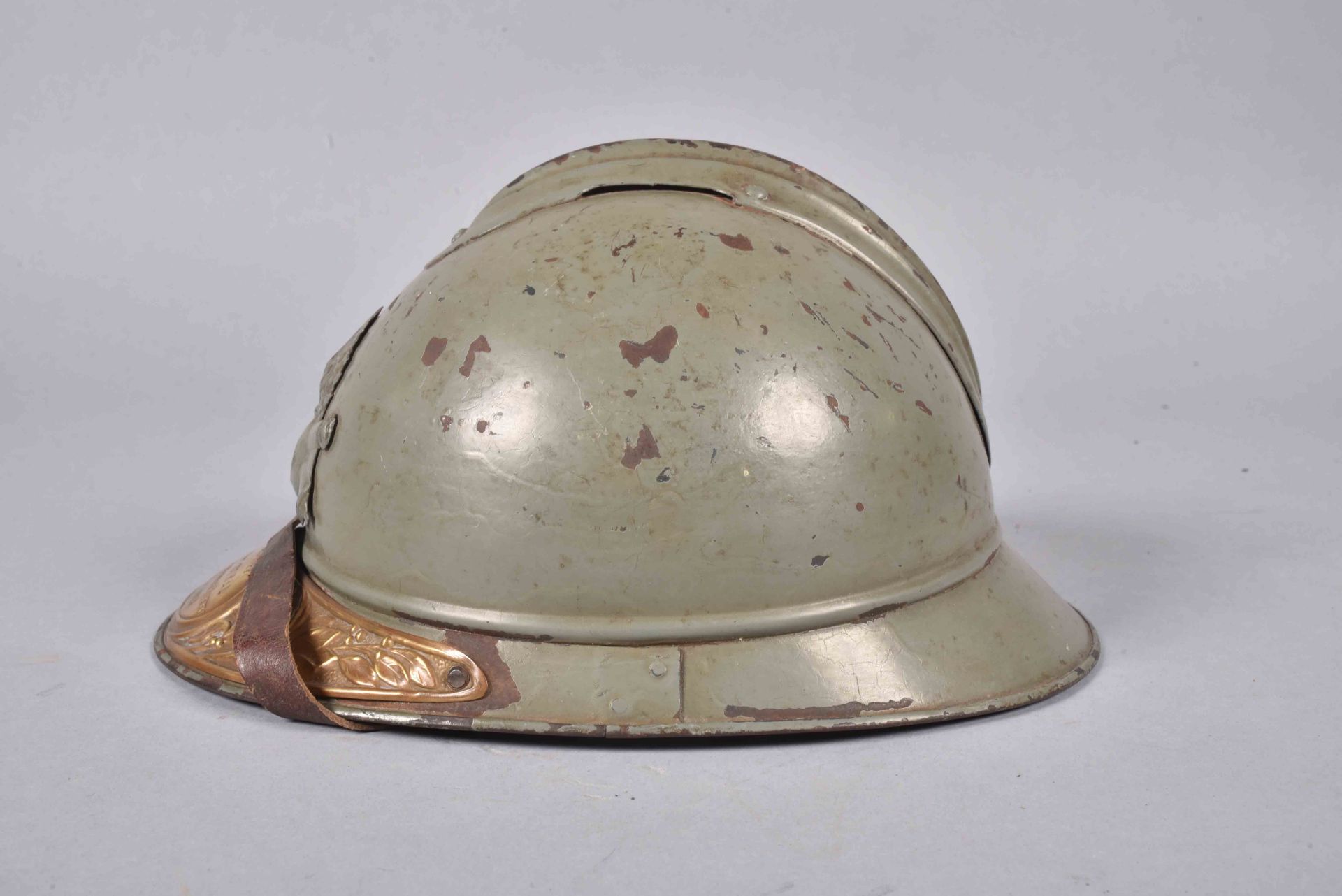 Casque Adrian 1915. Artillerie. Avec plaque Commémorative nominative au « Brigadier Georges ROLLET - Bild 2 aus 5