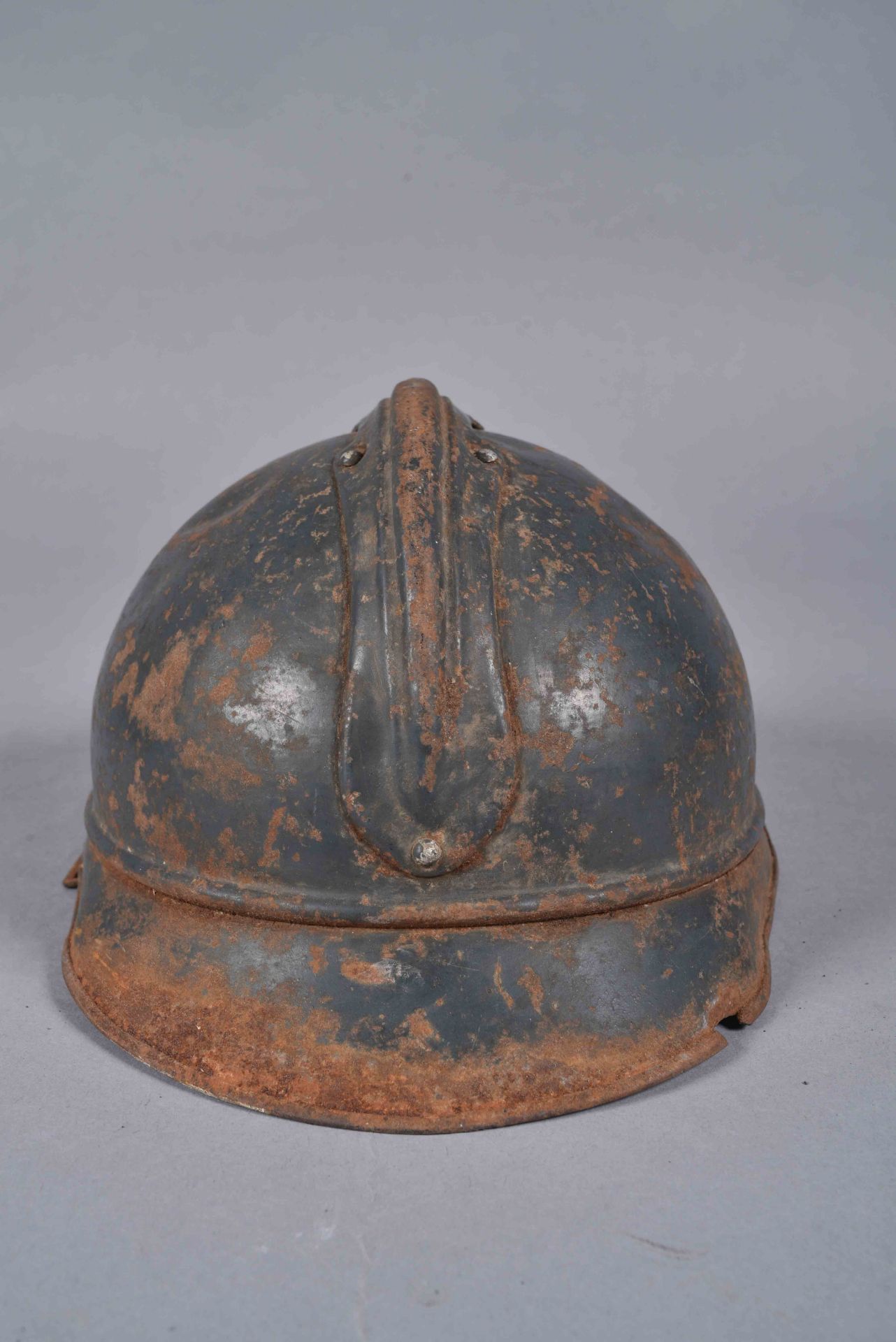 Casque Adrian 1915. Colonial. Peinture bleu d’usine Coque A, taille 56. Avec oxydations - Bild 3 aus 5