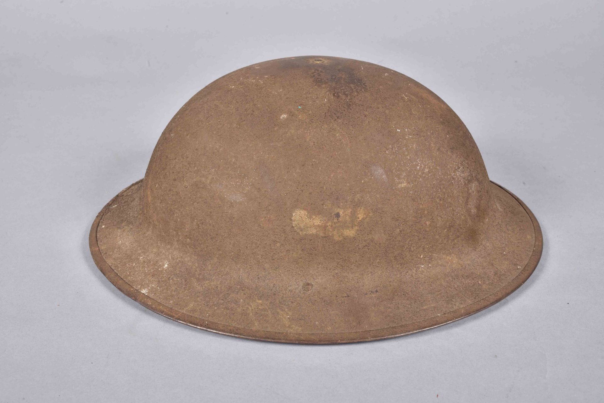 US- Casque M-1917. Coque en acier recouverte d’une peinture anti-reflet vert olive. Complet de son - Bild 2 aus 7