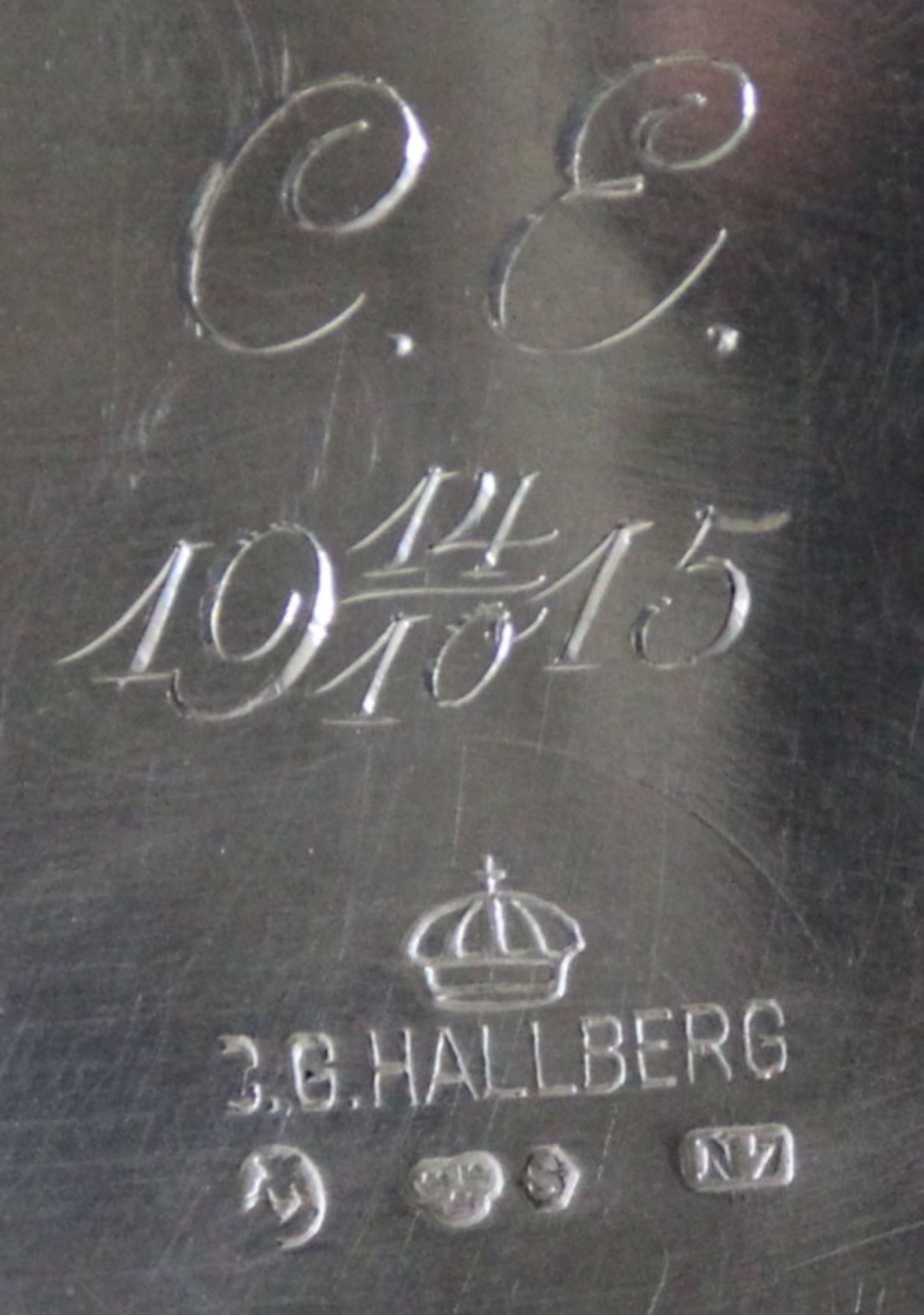 Schokoladenkanne, 830er Silber, Stockholm, C.G. Hallberg, 1915, Ges.-Gew. ca.: 648gr. bauchige - Bild 3 aus 3