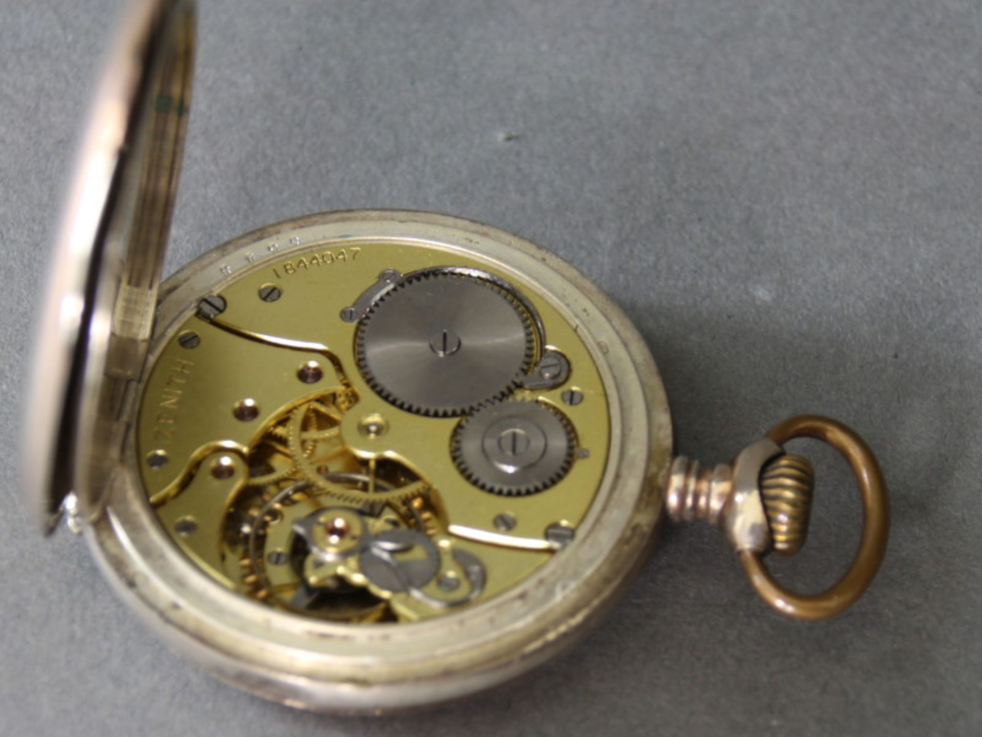 Herren-Taschenuhr, 800er Silber, vergoldet, "Zenith", um 1900 graviert "A. N. Becker, Lübeck", - Image 3 of 4