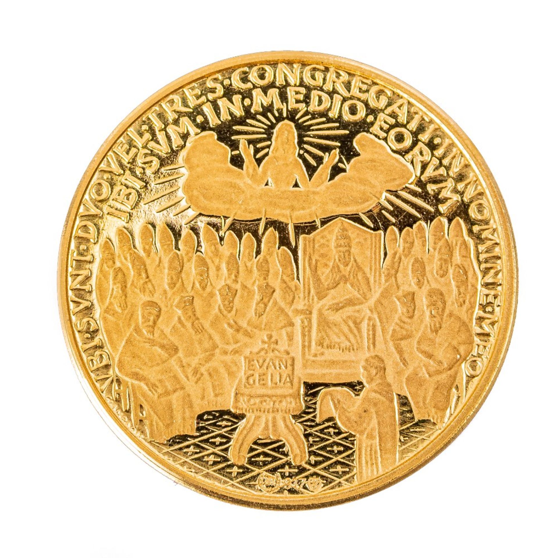 Medalla conmemorativa del II Concilio Ecuménico del Papa Pablo VI. Oro 22K.  - Image 2 of 2