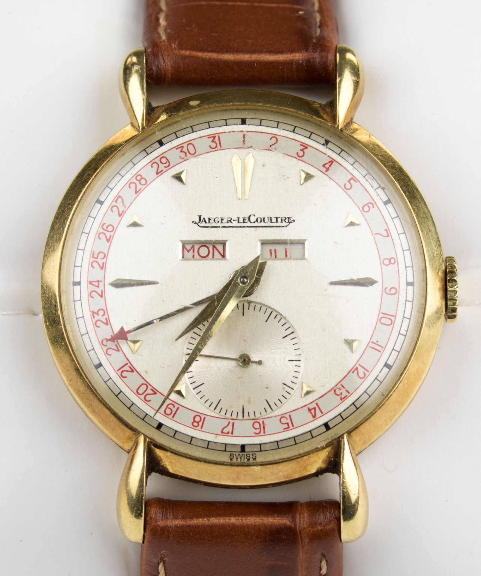 WARTIME JAEGER-LECOULTRE TRIPLE DATE OWNED BY CIC LT. ROBERT O'NEIL - Image 2 of 6