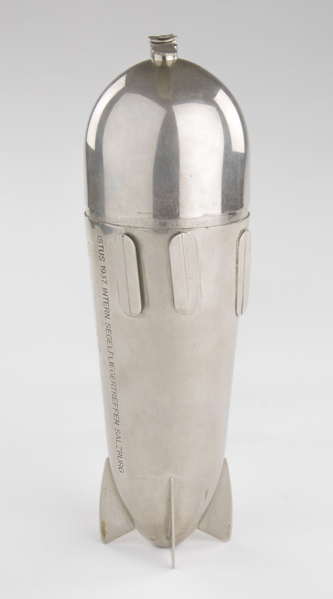 GERMAN ART DECO STYLIZED AIRPLANE COCKTAIL SHAKER AND TRAVEL BAR - Image 3 of 19