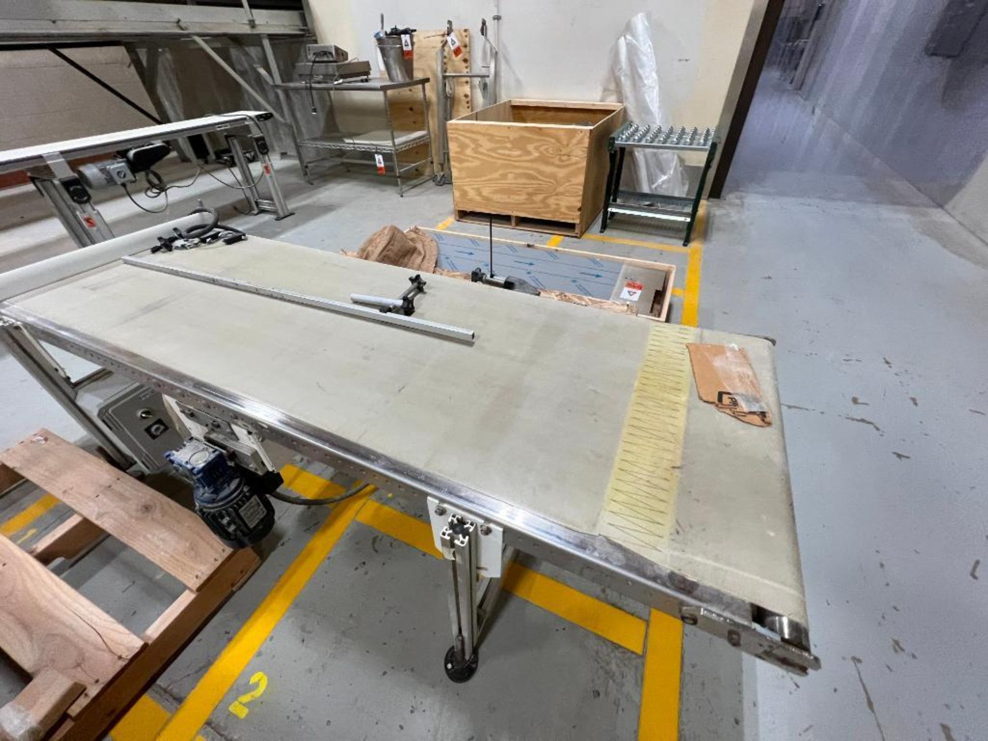 Dorner aluminum conveyor - Image 4 of 10