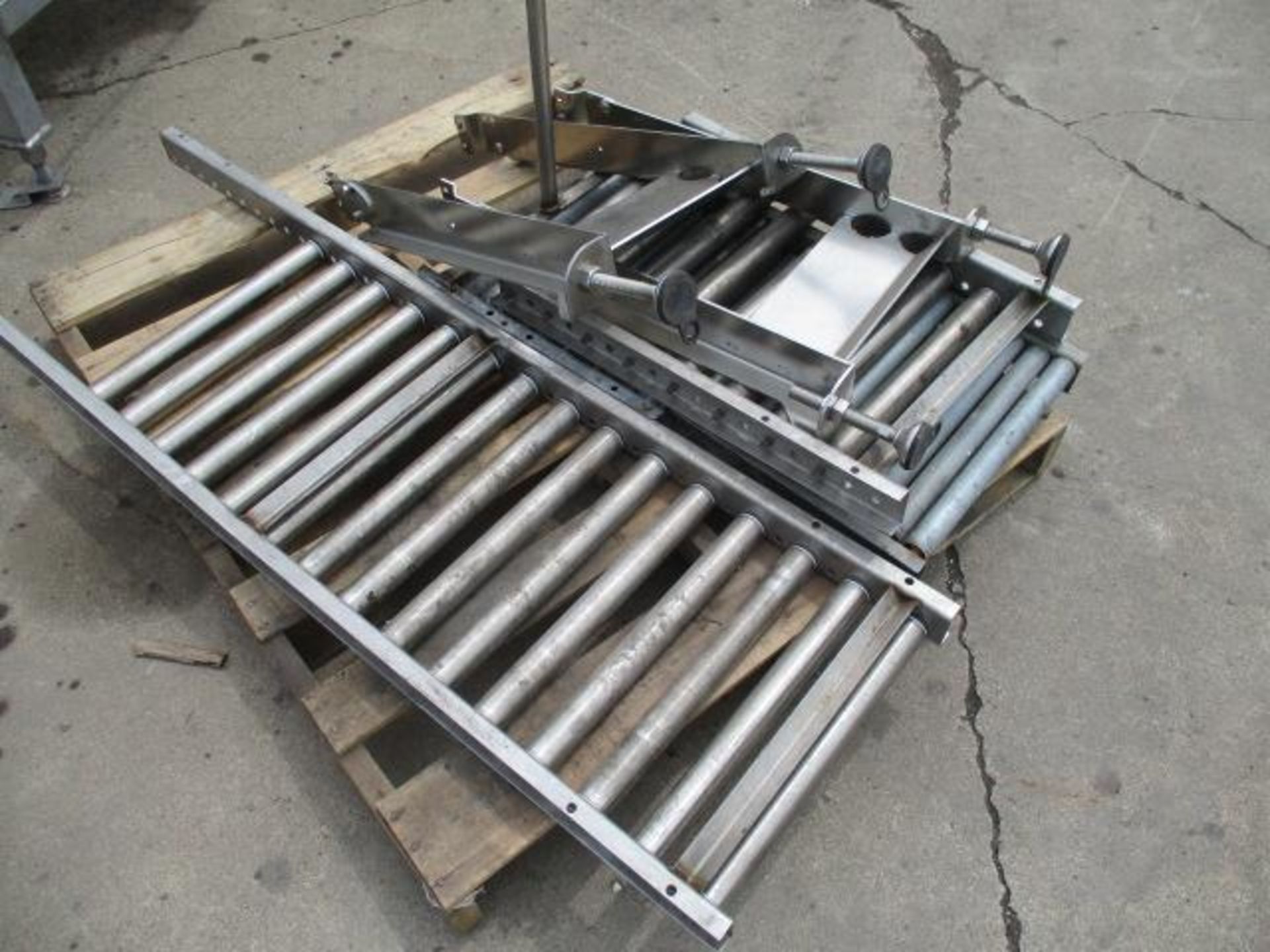stainless steel roller conveyor - Image 6 of 7