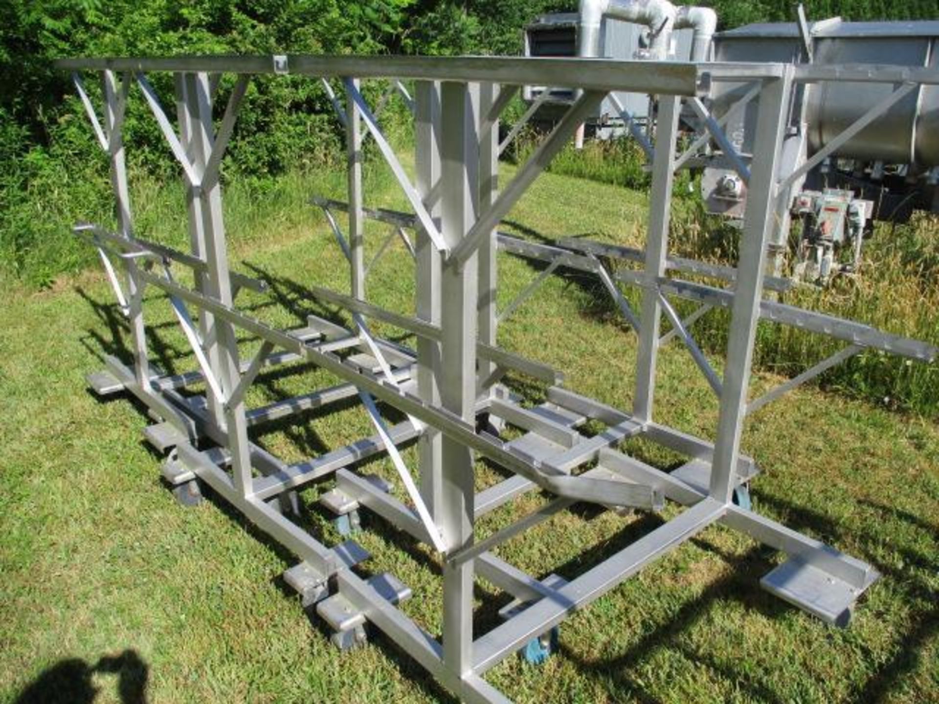 Stainless steel Nesting smoke truck stick racks - Image 2 of 5