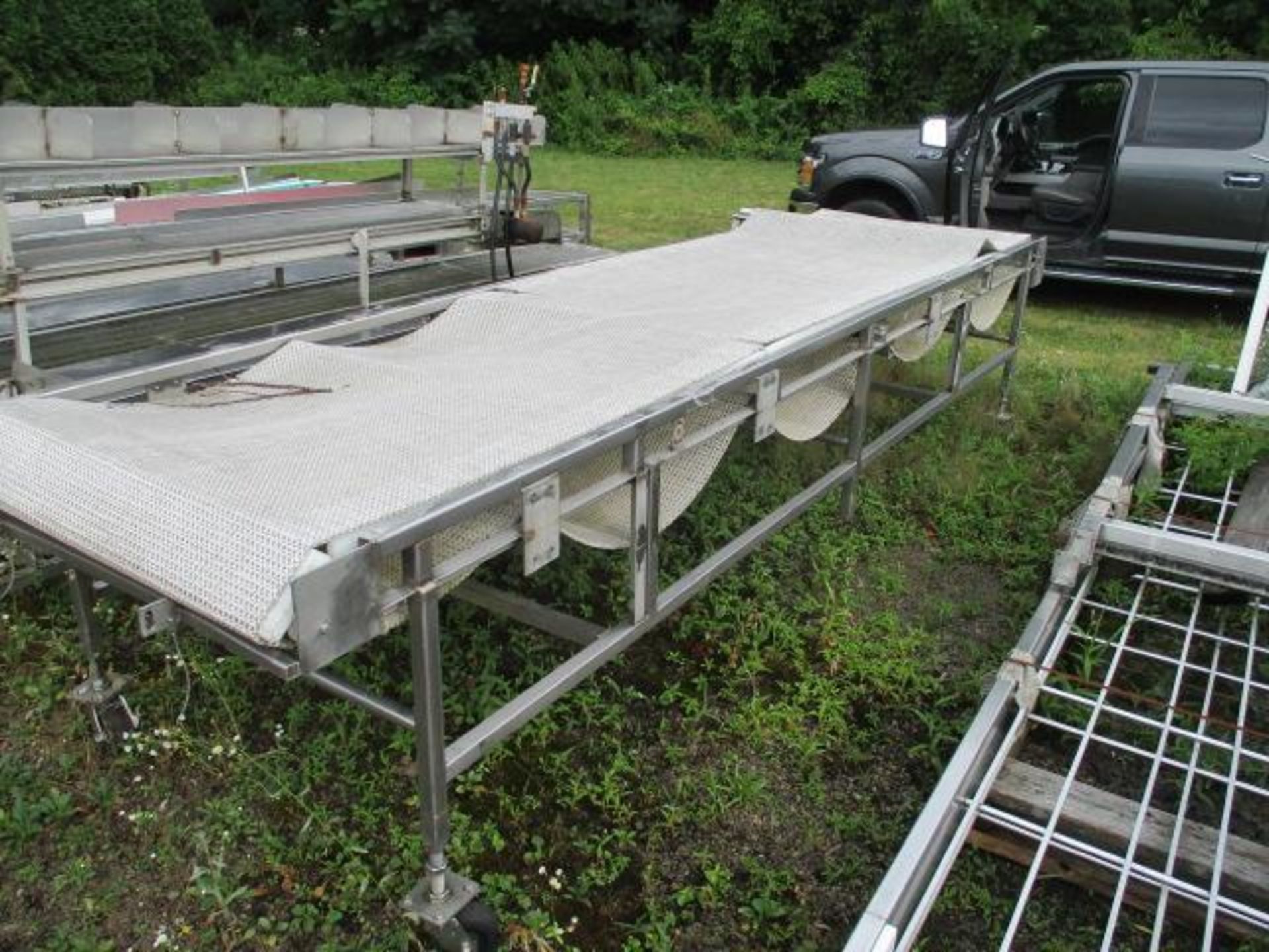 Conveyor, 40 in.Wx13 ft.6 in.L, plastic belting