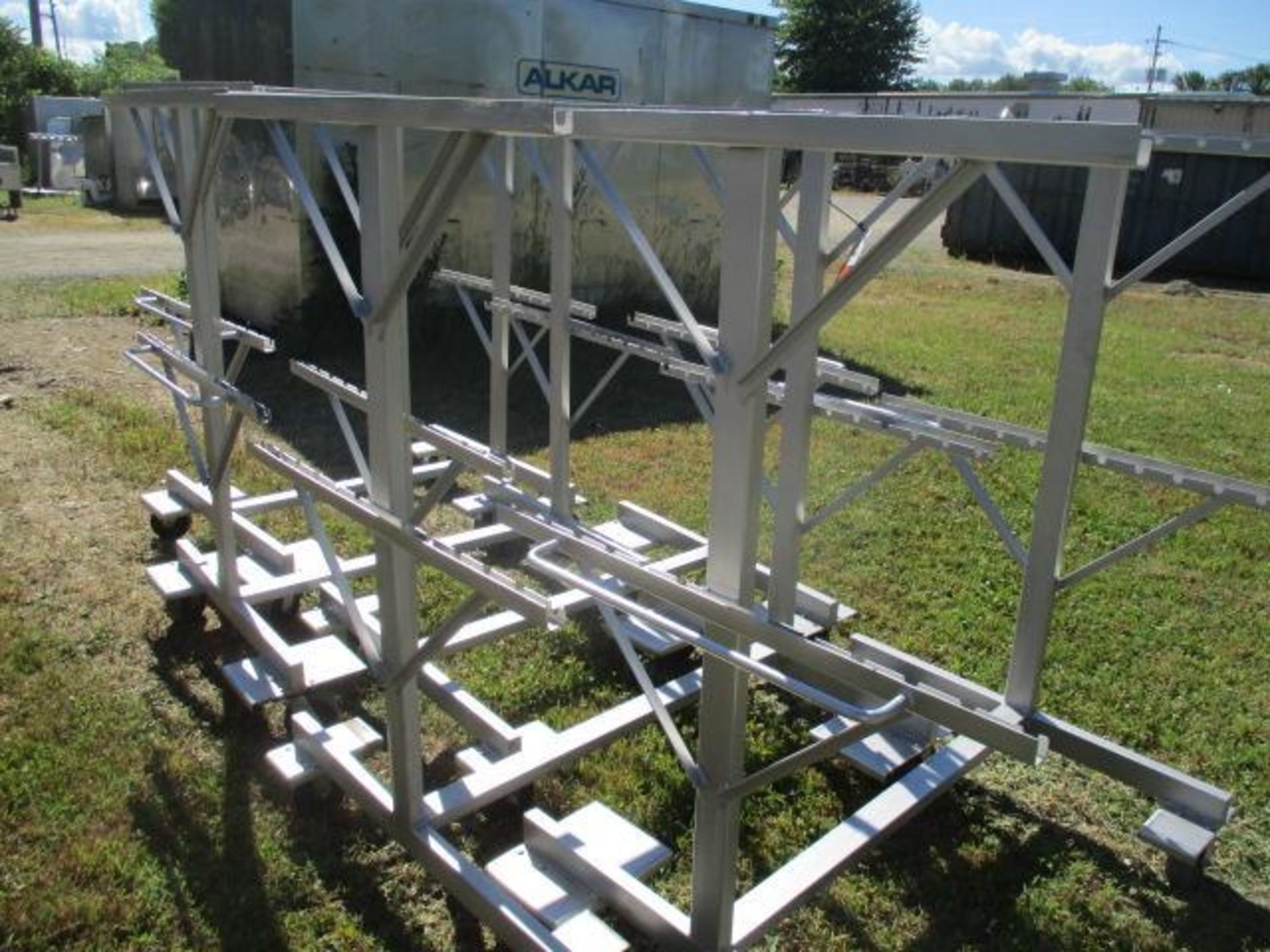 Stainless steel Nesting smoke truck stick racks - Image 2 of 8