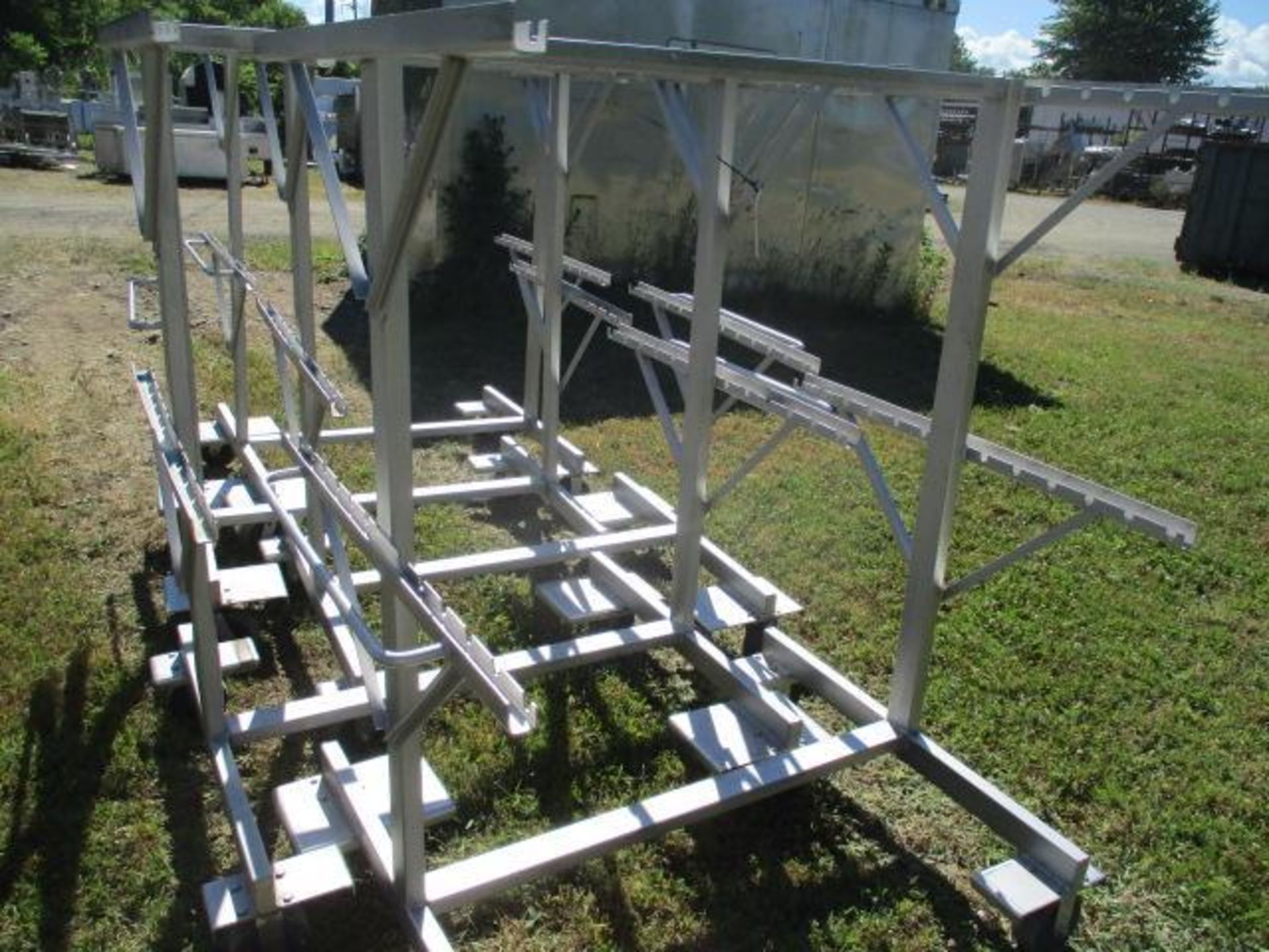 Stainless steel Nesting smoke truck stick racks - Image 3 of 8