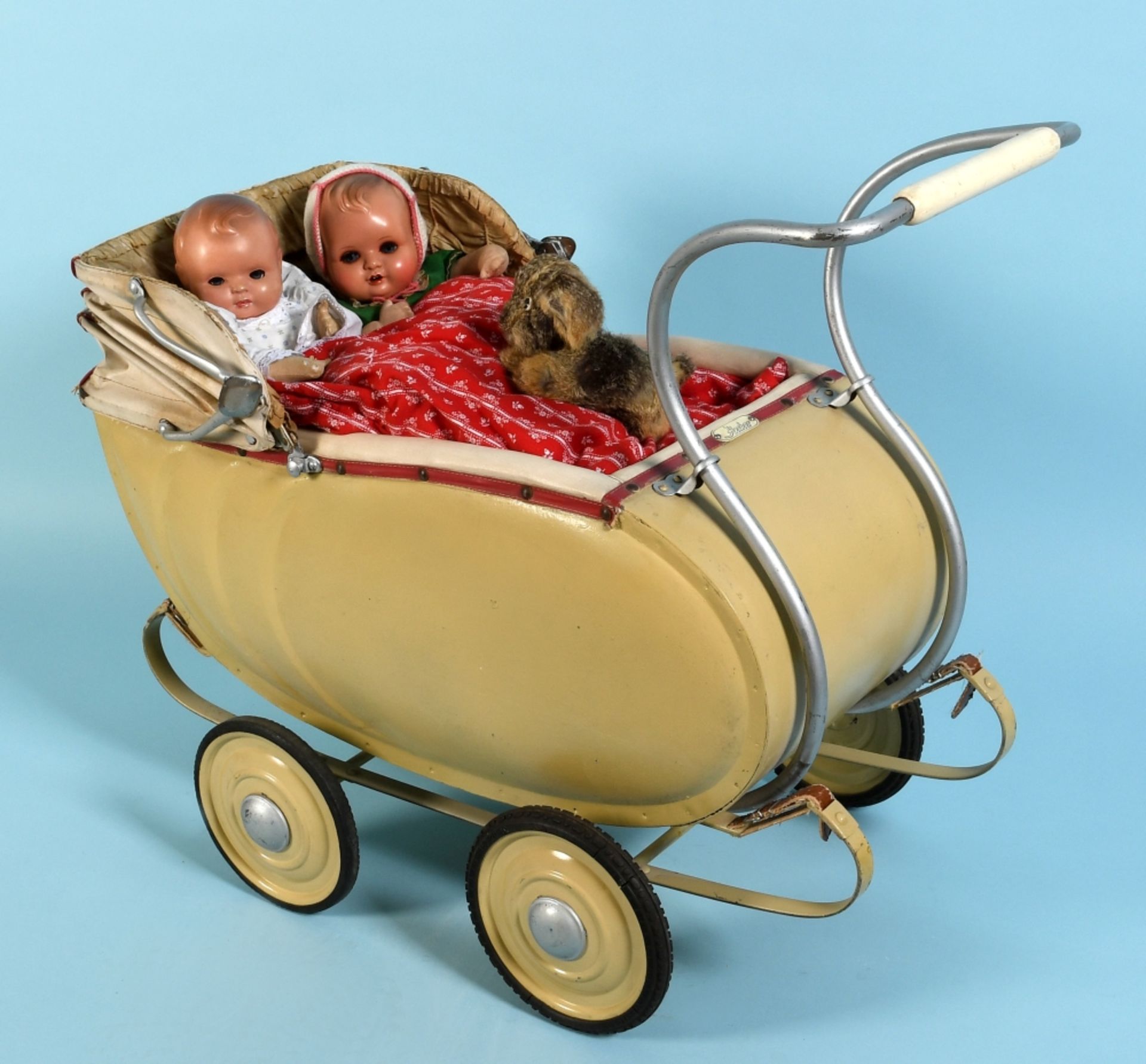 Puppenwagen "Fa. Hecker" mit 2 Puppen