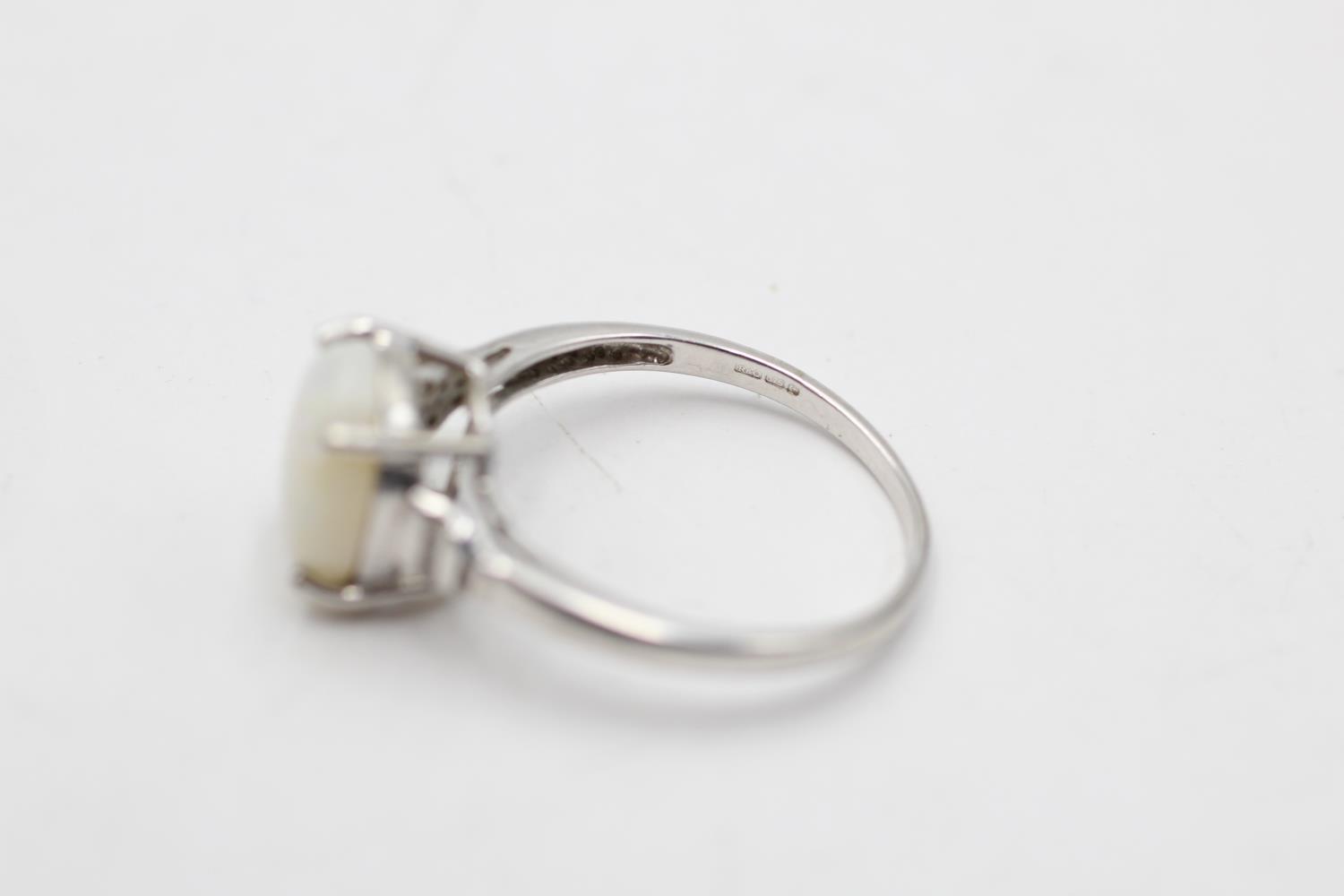 9ct white gold opal & diamond eleven stone dress ring (2.1g) Size O - Image 3 of 4