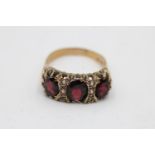 9ct gold vintage garnet & clear gemstone buttercup setting dress ring (4.6g) Size Q