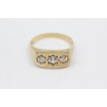 9ct gold clear gemstone set gypsy ring (4.6g) size V