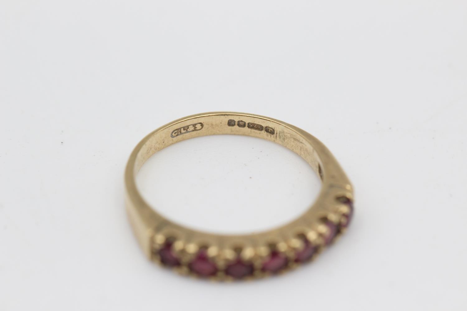 9ct gold vintage ruby seven stone gypsy setting ring (2.5g) Size N - Bild 4 aus 4