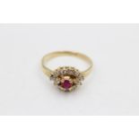 9ct gold ruby & clear gemstone fancy halo ring (2.8g) Size P