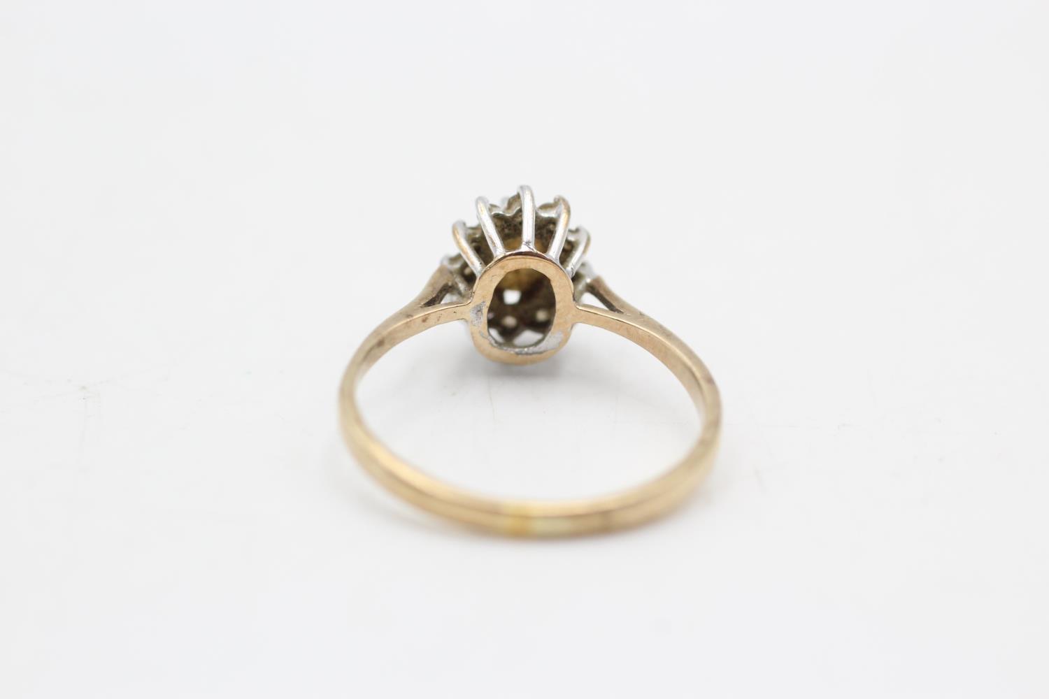 9ct gold vintage diamond & opal halo ring (1.6g) Size N - Bild 3 aus 5