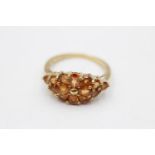 9ct gold garnet cluster dress ring (3.1g) Size O