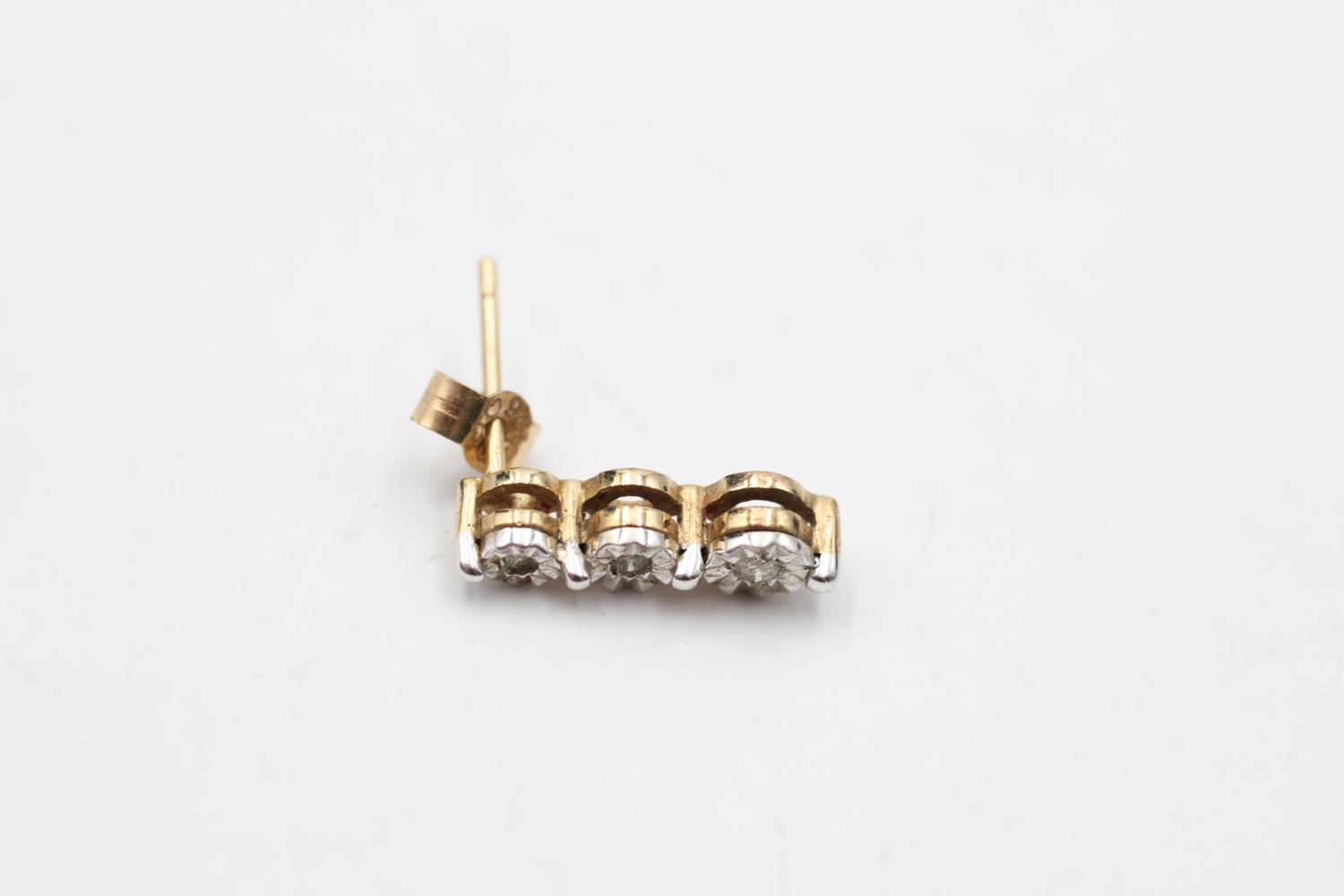 9ct vintage diamond three stone drop earrings (1.6g) - Bild 3 aus 4