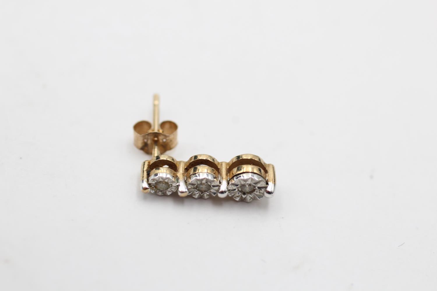 9ct vintage diamond three stone drop earrings (1.6g) - Bild 2 aus 4