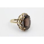 9ct gold smokey quartz ring (5.2g) Size N