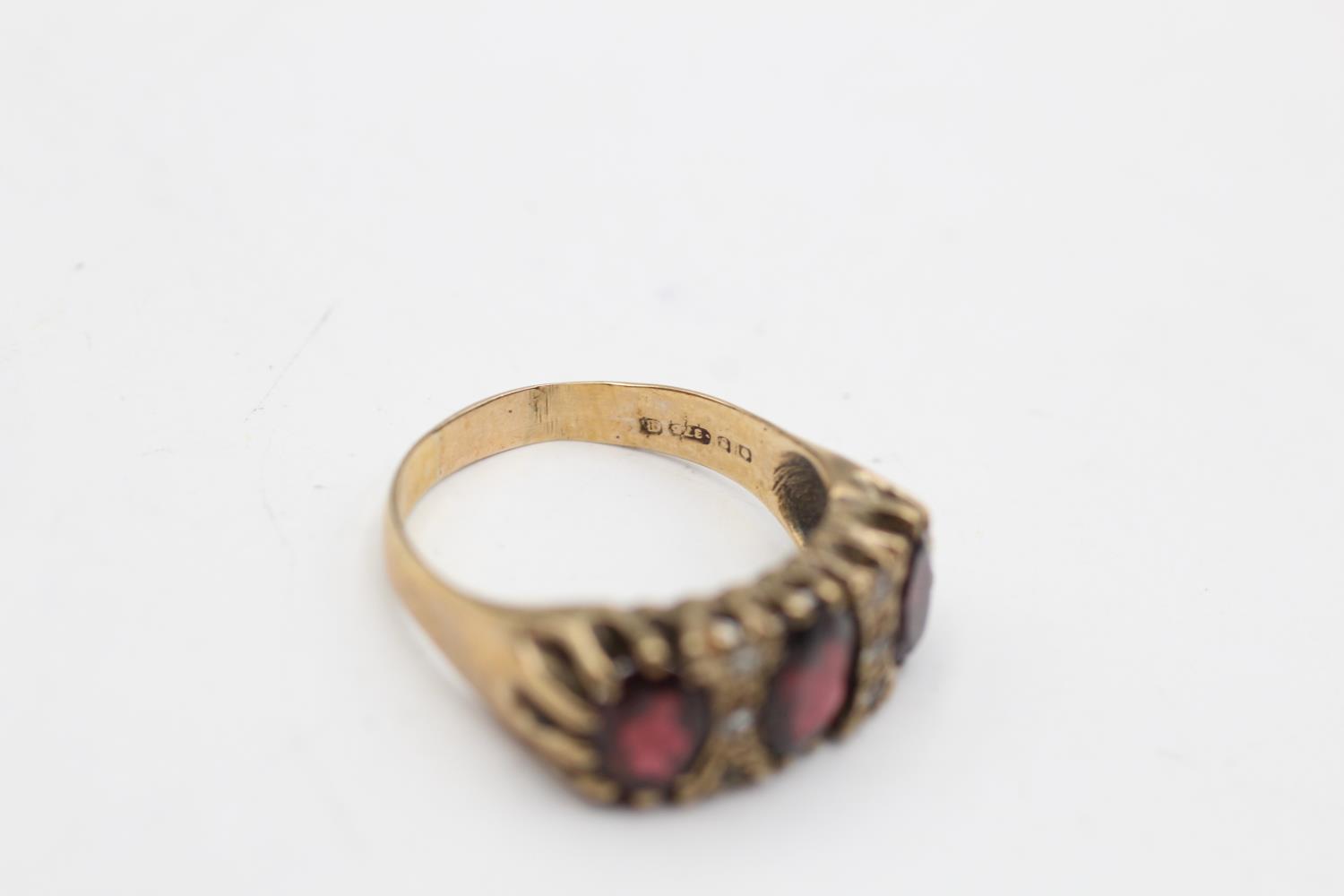 9ct gold vintage garnet & clear gemstone buttercup setting dress ring (4.6g) Size Q - Image 5 of 5