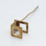 Gold pin with 'Viewer' top