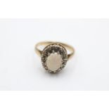 9ct gold vintage opal and diamond dress ring (2.8g) Size K