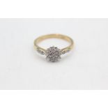 9ct gold vintage diamond shoulder cluster ring (2.4g) size P