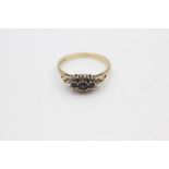 9ct gold vintage sapphire & diamond three stone halo dress ring (1.9g) Size N