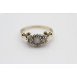 9ct gold aquamarine & diamond ring (3g) Size S