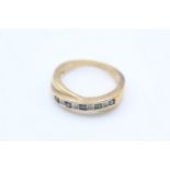 9ct gold sapphire & diamond channel set ring (2.9g) Size Q