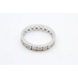 9ct white gold diamond eternity ring (3.2g) Size P