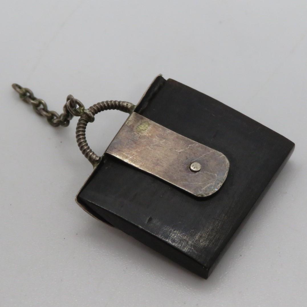 Silver and black stone handbag pendant 24mm wide 44g - Image 2 of 3