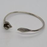 Vintage adjustable silver bangle in Lily design 16.8g