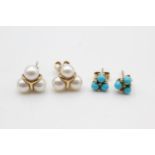 2 x 9ct gold turquoise & pearl three stone stud earrings (3g)