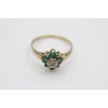 9ct gold vintage emerald & diamond halo ring (1.6g) size N