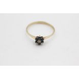 9ct gold sapphire & diamond flower ring Size R