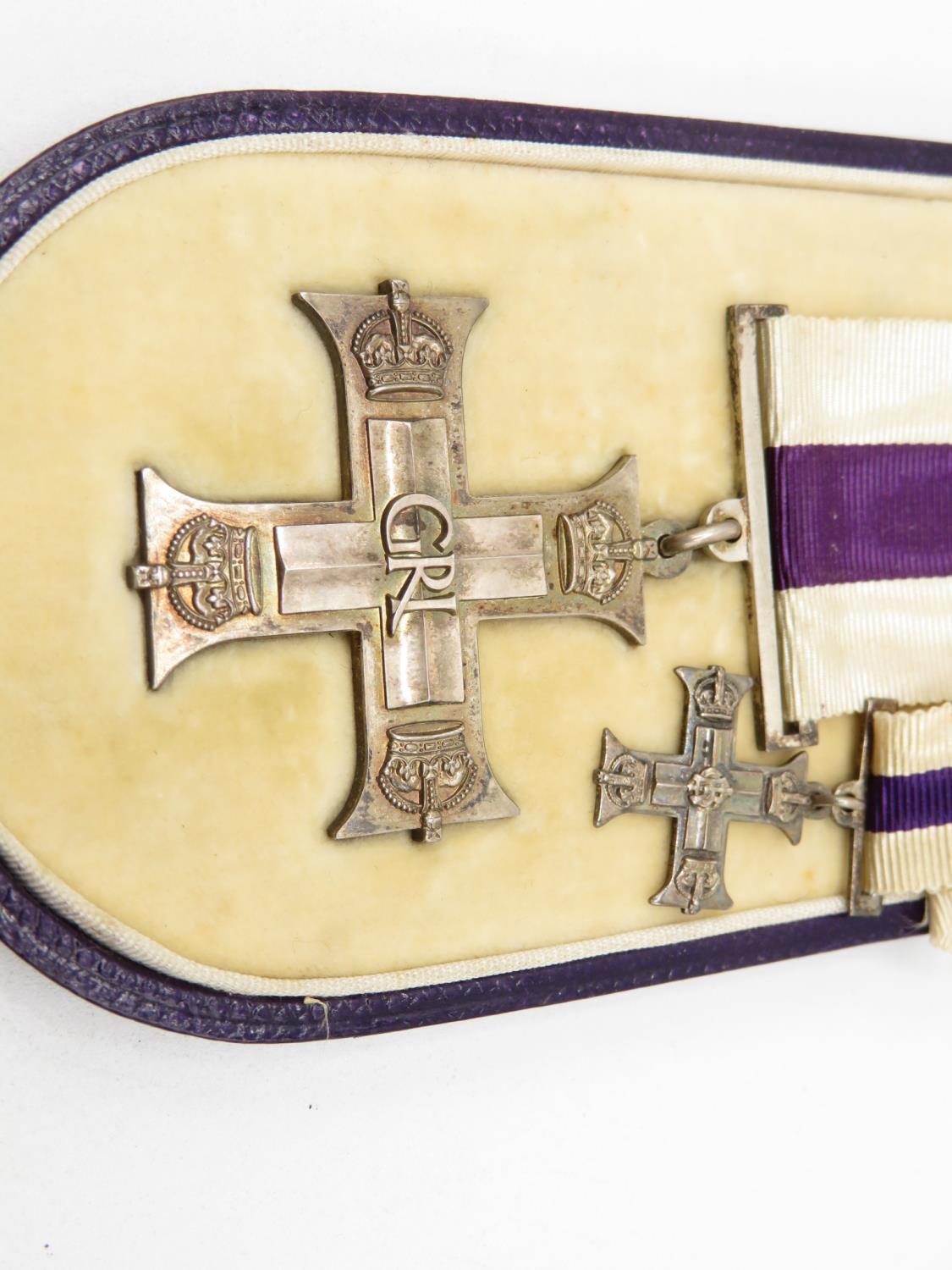 WWII Military Cross and miniature in original box awarded to Philip Douglas Ronald Kindelsley, a - Image 2 of 3