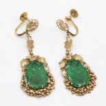 Beautifully made set of HM 14ct gold and green jade earrings 7.9g