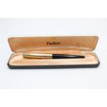CHALK MARKED Vintage PARKER 61 Black FOUNTAIN PEN w/ Rolled Gold Cap WRITING